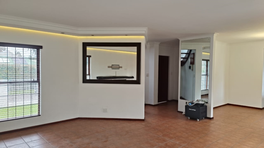 To Let 3 Bedroom Property for Rent in Blouberg Sands Western Cape